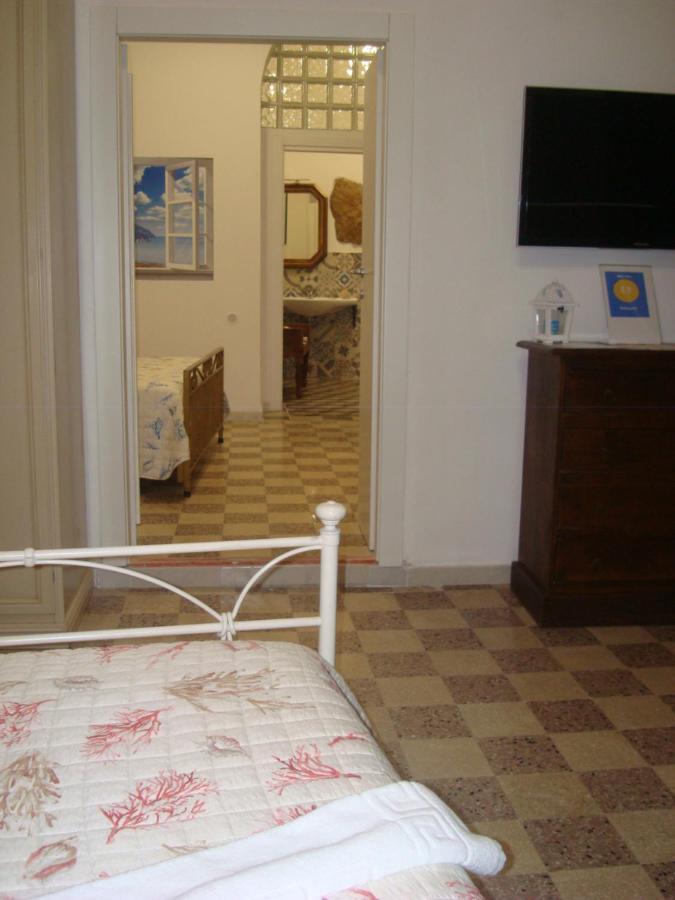 In Vacanza A Gaeta - L'Elica Екстер'єр фото